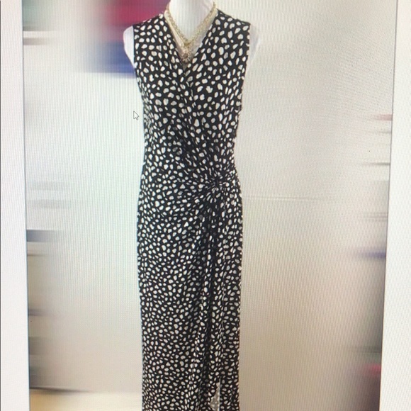 Stylish Black and White Patterned Maxi Dress - Picture 1 of 1